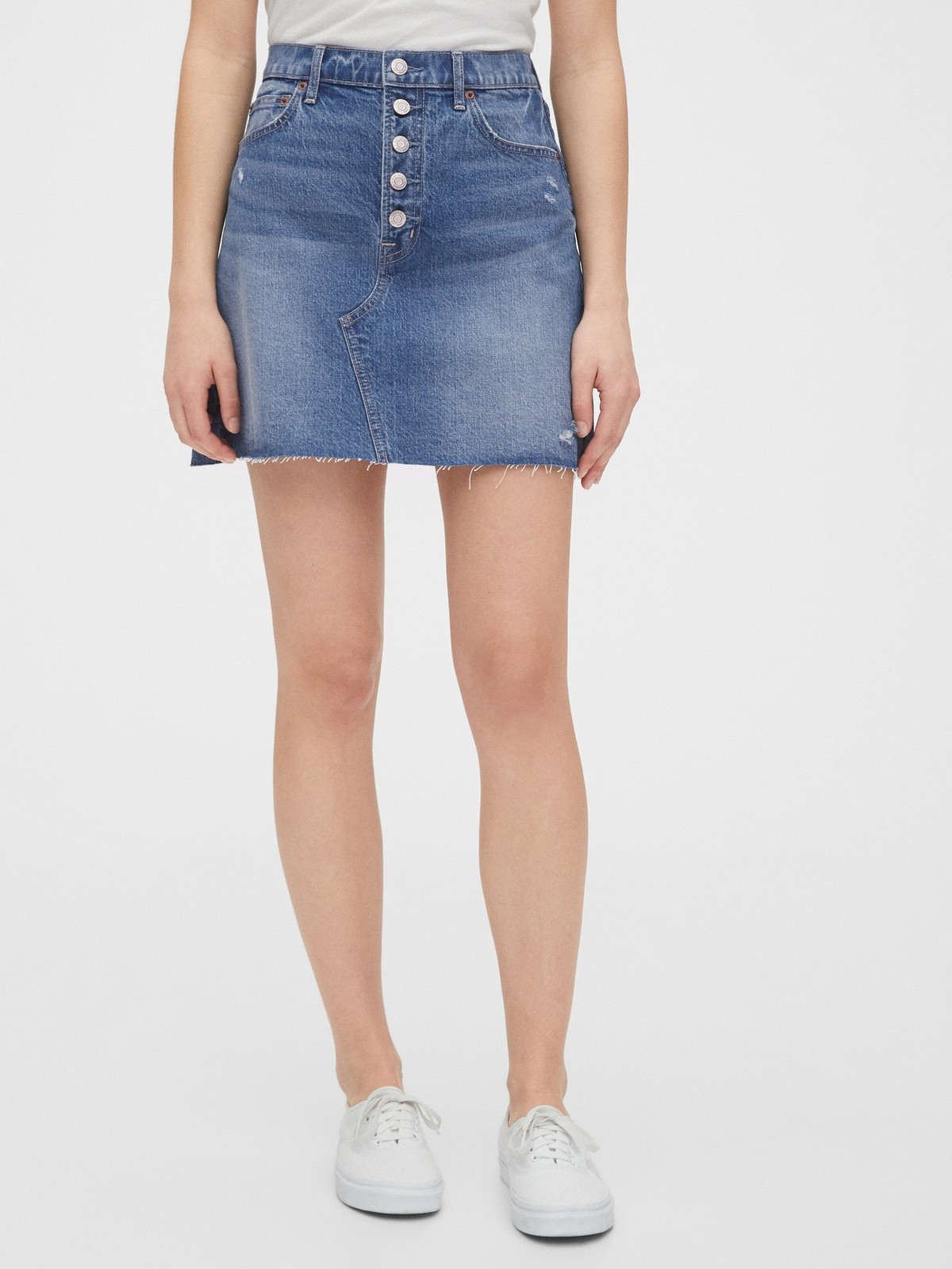 GAP Sukně high rise distressed denim skirt - Dámské