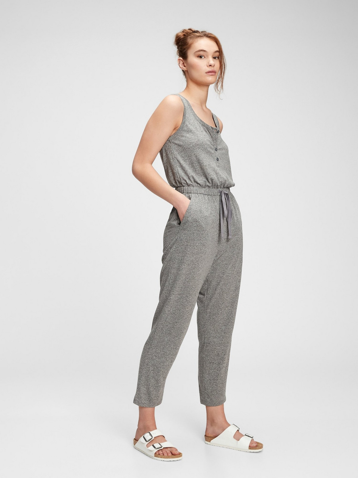 GAP Overal sleeveless henley jumpsuit - Dámské