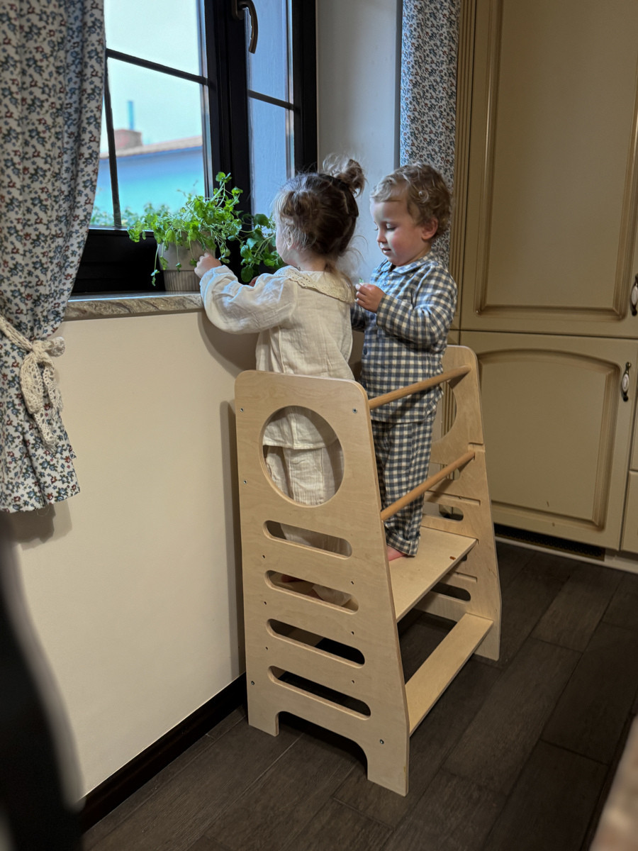 Ourbaby Montessori učící věž Kitchen Helper Double natural přírodní