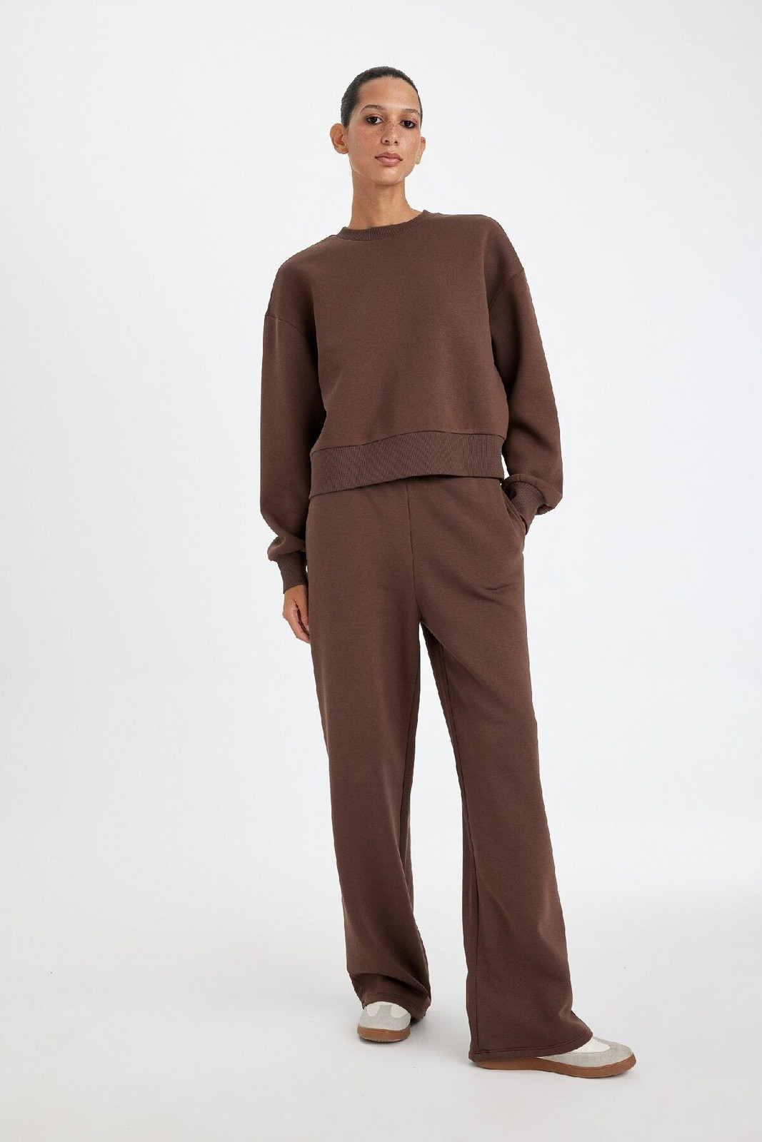 DEFACTO Regular Fit Pocketed Normal Waist Thick Sweatpants B8571ax24wn