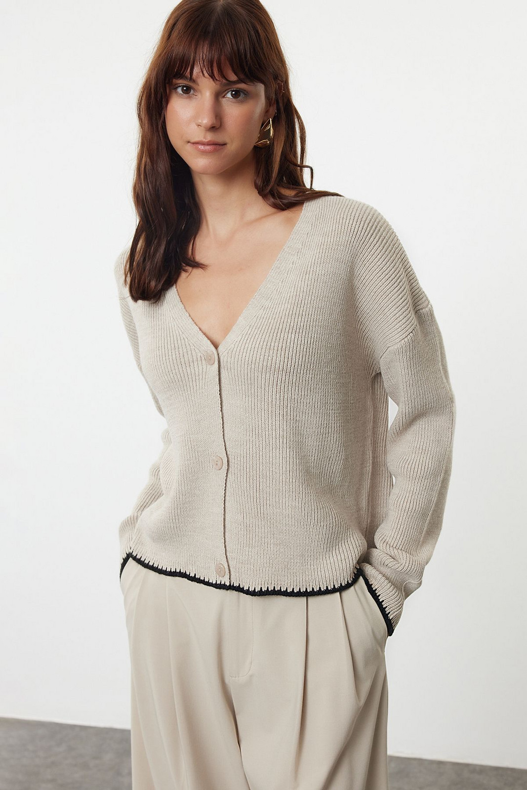 Trendyol Ecru Hem Detailed Wide Pattern Knitwear Cardigan