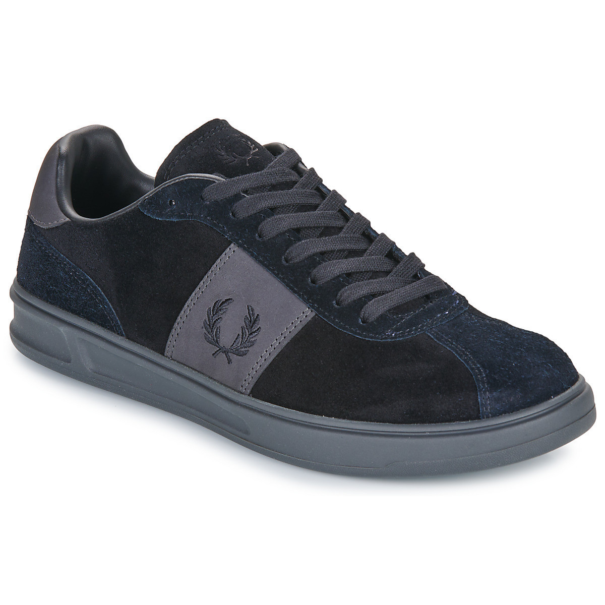 Fred Perry  B4 SUEDE  Černá