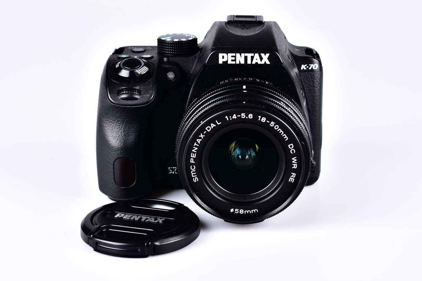 Pentax K-70 + 18-50 mm WR bazar