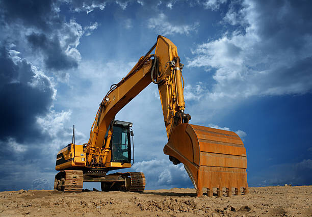 narvikk Ilustrace Yellow Excavator at Construction Site, narvikk, 40 × 26.7 cm