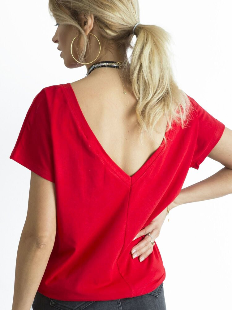 Fashionhunters Červené tričko s výstřihem vzadu Velikost: XS