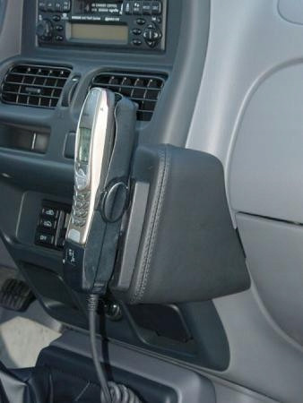 Konzole Kuda na telefon pro Nissan Navara od 1998