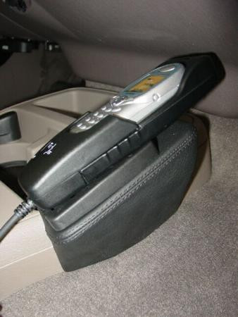 Držák telefonu Kuda Dodge Dakota od 2001