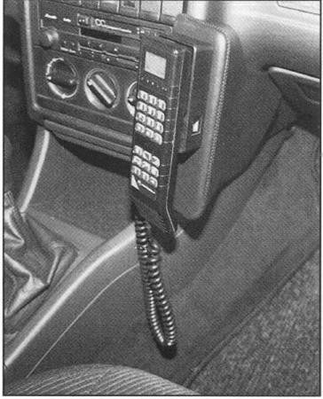 Konzole Kuda na telefon pro Audi 90 od 1986