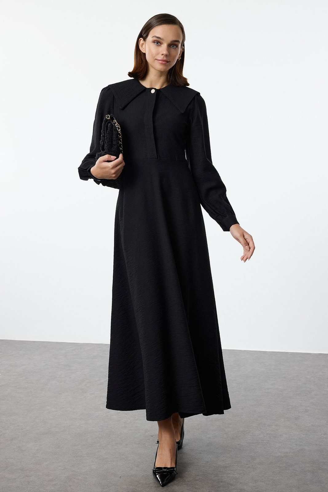 Trendyol Black Baby Collar Woven Dress