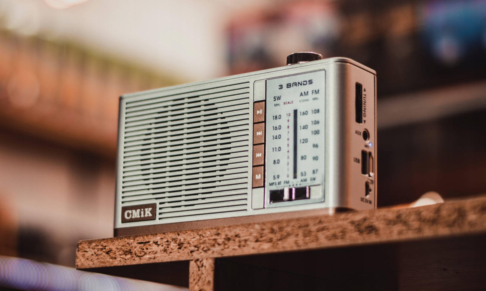 Bluetooth Reproduktor Rádio Fa Am Sw Bass Flash Disk