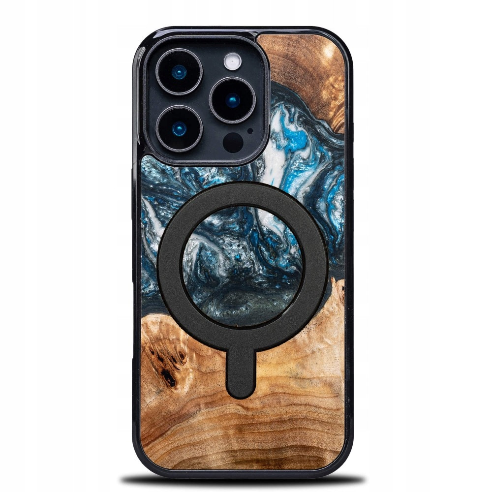 Pouzdro Bewood Unique pro iPhone 16 Pro Planets Země s MagSafe