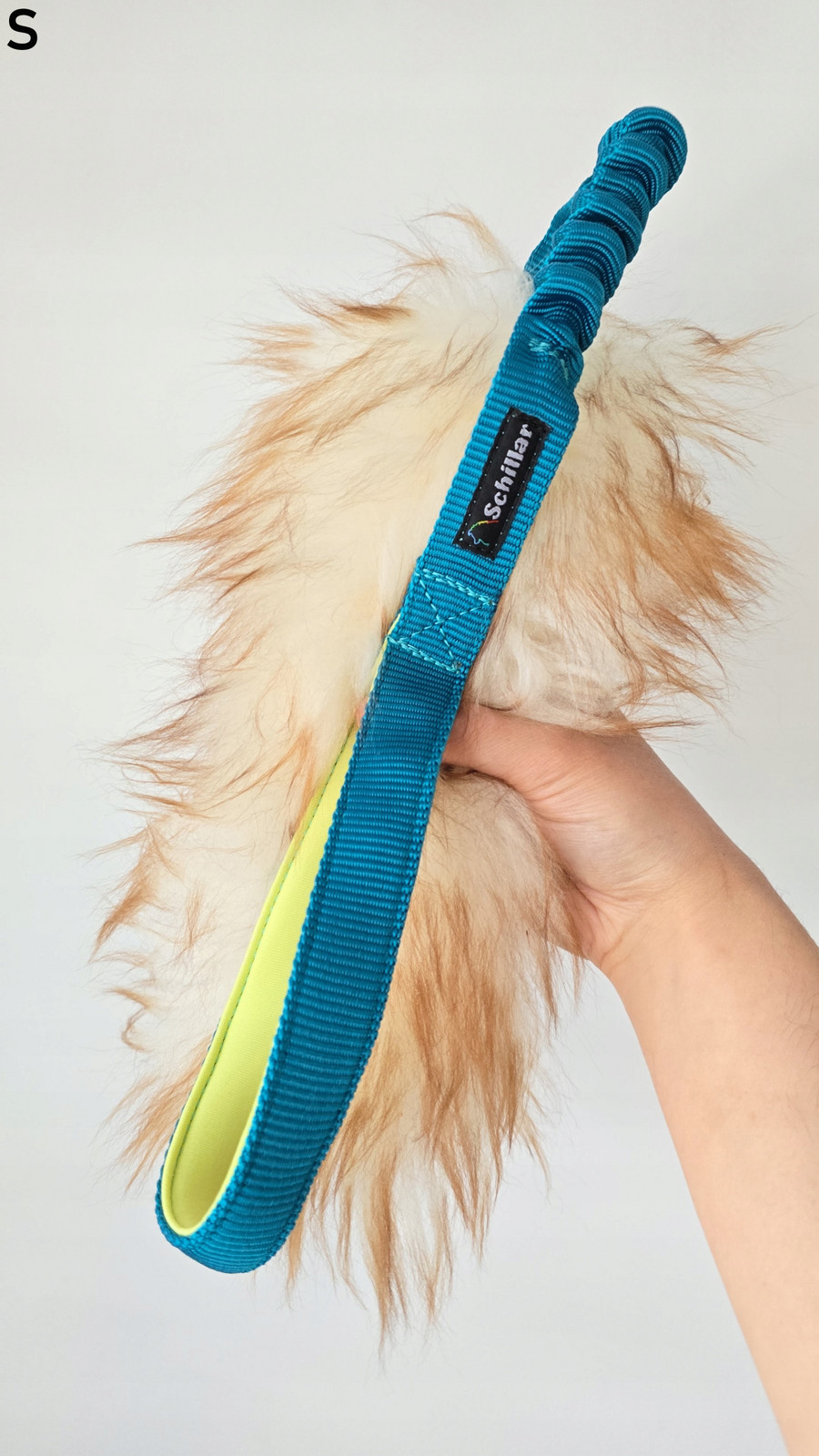 Přetahovadlo hračka z přírodní ovce velikost S pro psa muflon barevné dlouhé