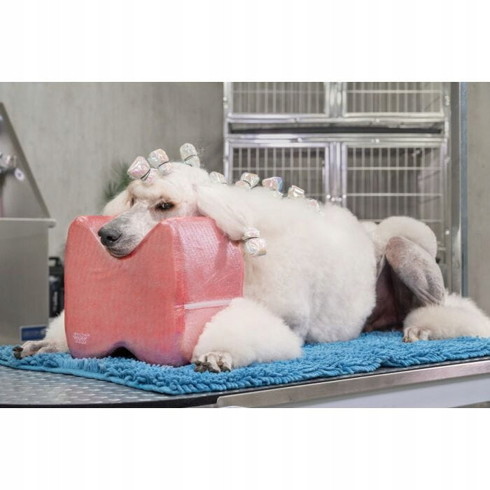 Polštář groomerský pro psa- Show Tech Topknot Cushion Glitzy Red L