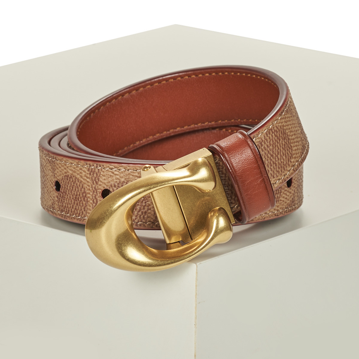 Coach  SCULPTED C REVERSIBLE BELT  ruznobarevne