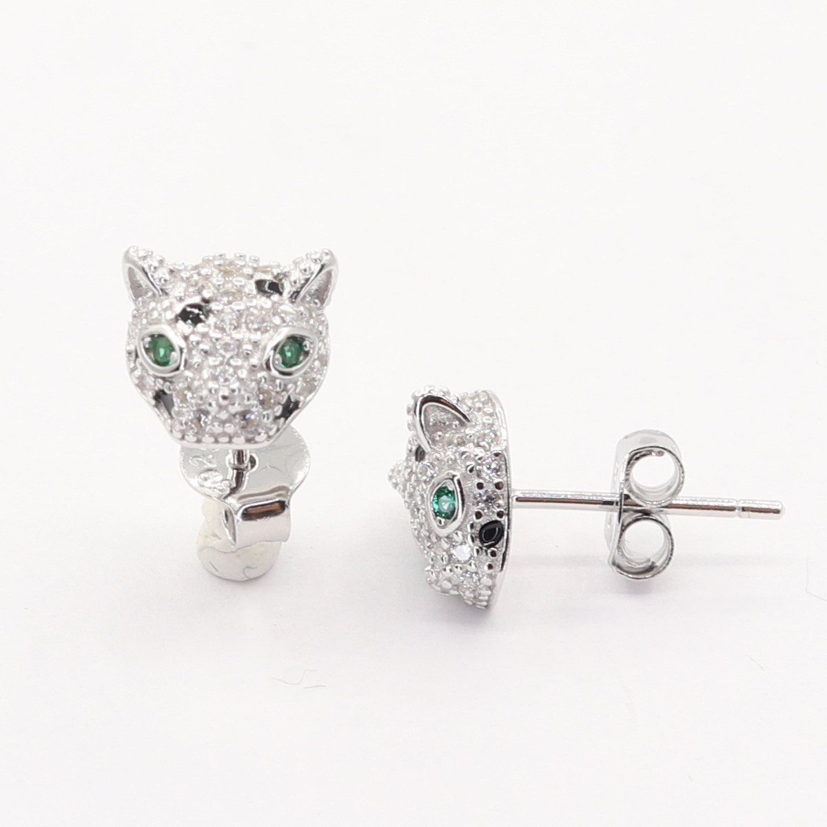 Stříbrné náušnice 111150