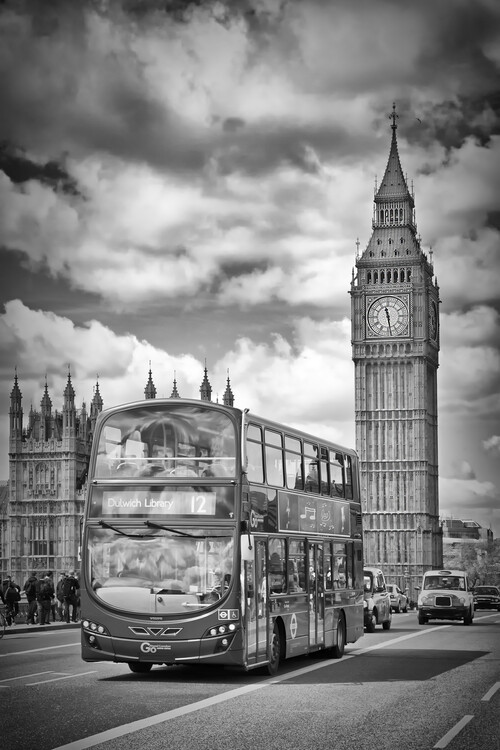 Melanie Viola Fotografie LONDON Monochrome Houses of Parliament and traffic, Melanie Viola, 26.7 × 40 cm