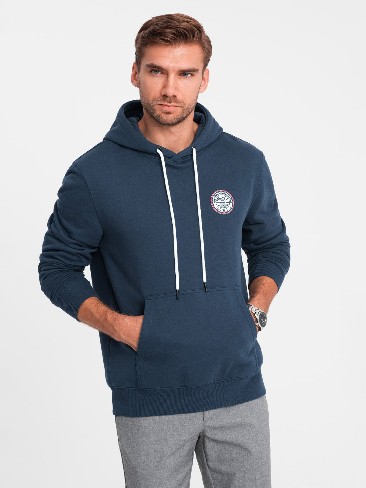 Ombre Men's kangaroo sweatshirt with hood and college style patch - navy blue