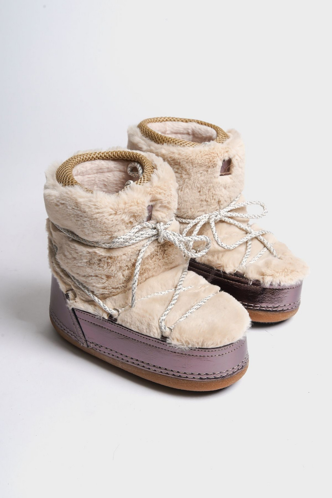 Capone Outfitters Women's Round Toe Platinum Thick Soled Shearling Boots