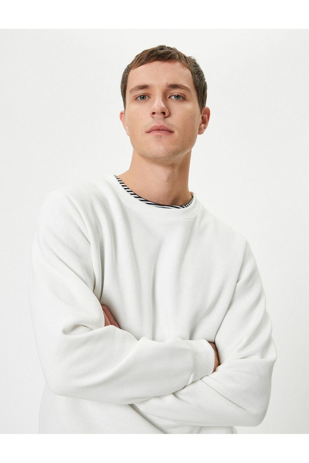 Koton Crew Neck Sweatshirt Long Sleeve Raised