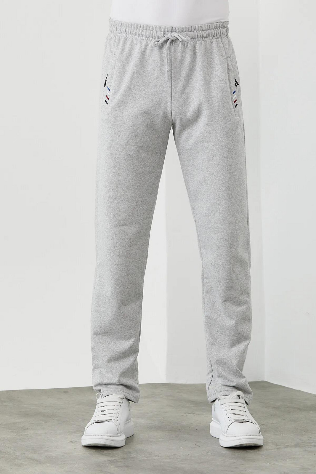 15740 Dewberry Zipper Pocket Embroidery Detailed Sweatpants-GREY