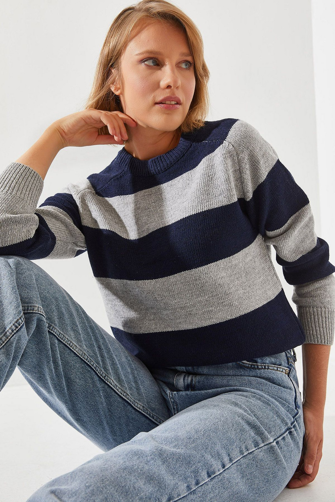 Bianco Lucci Women's Striped Sweater Raglan