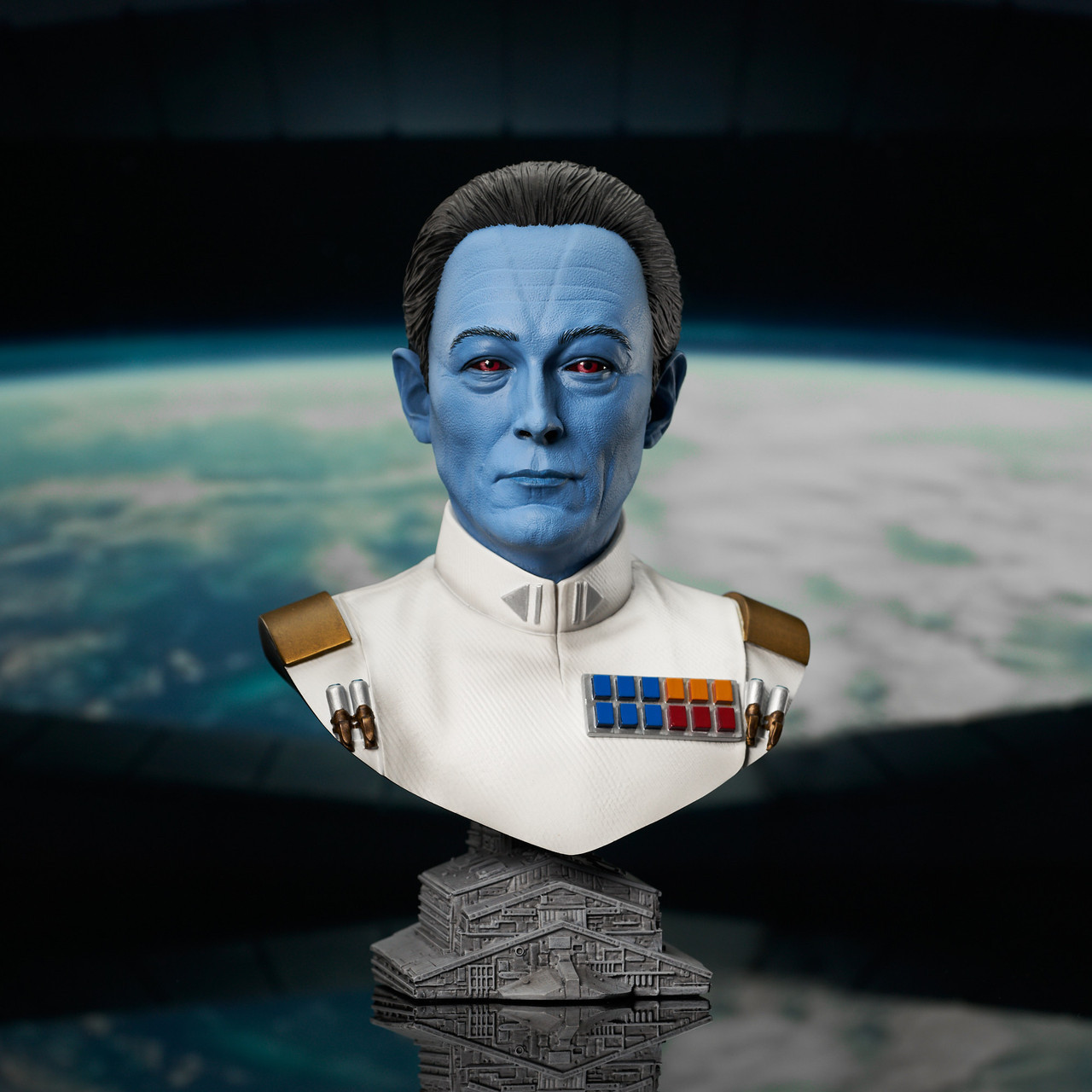 Gentle Giant | Star Wars Ahsoka - Legends in 3D Bust 1/2 Grand Admiral Thrawn 25 cm