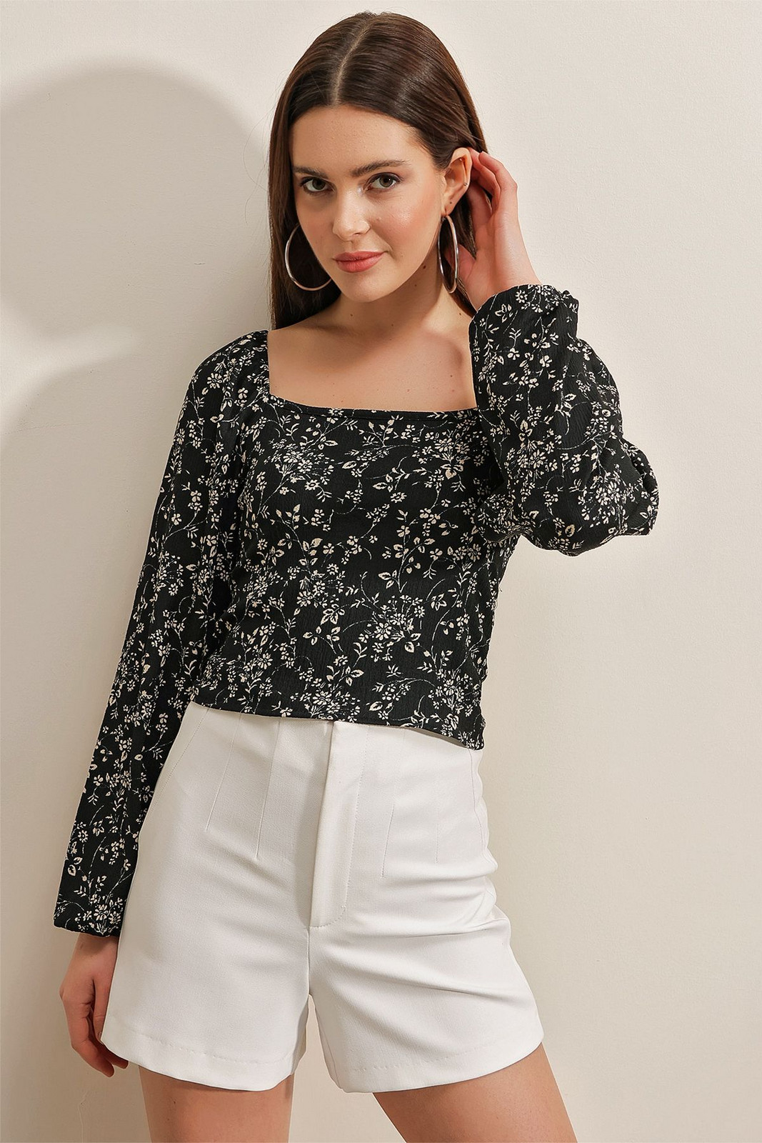 Bigdart 0465 Balloon Sleeve Knitted Blouse - B.black