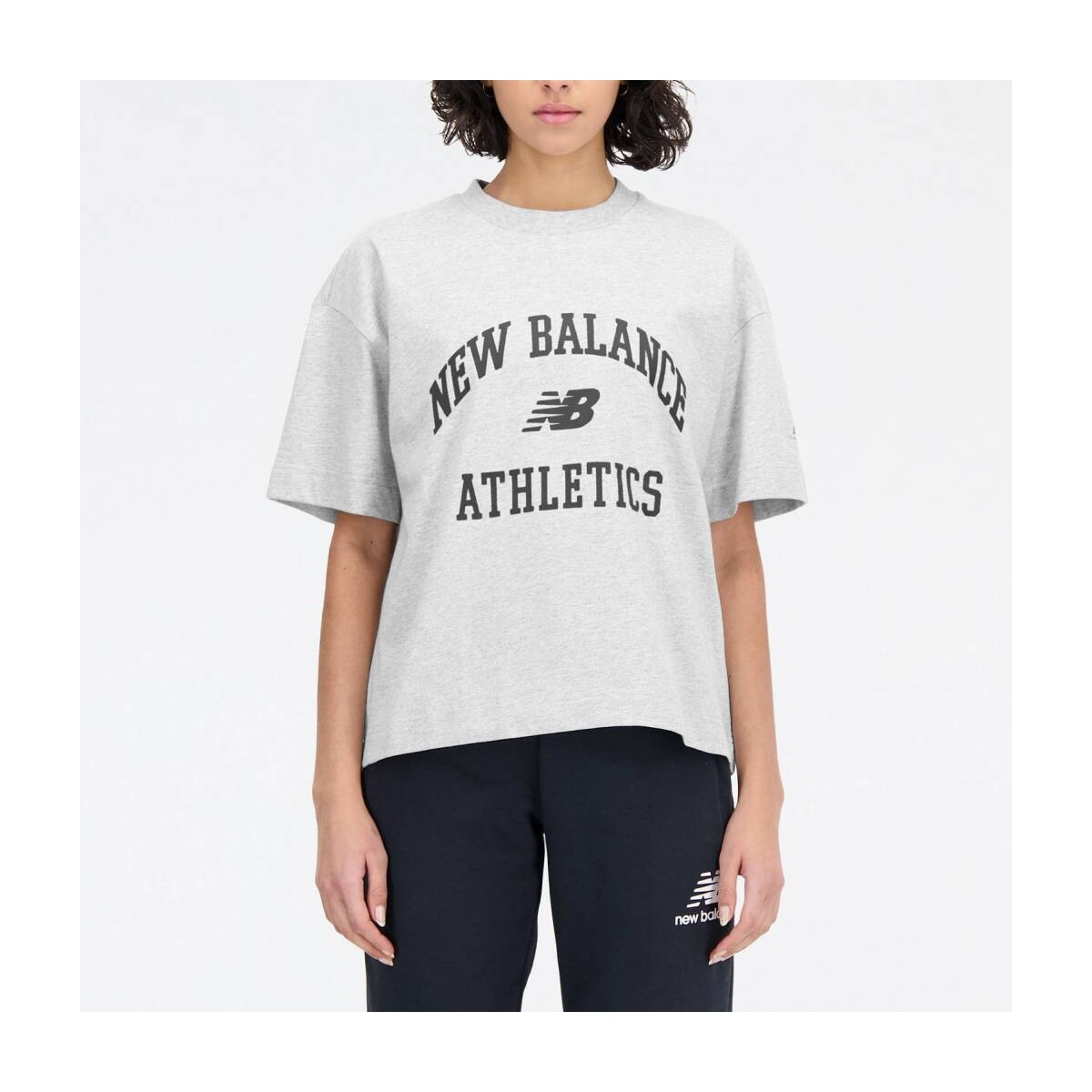 New Balance  ATHLETICS VARSITY SHIRT  Šedá