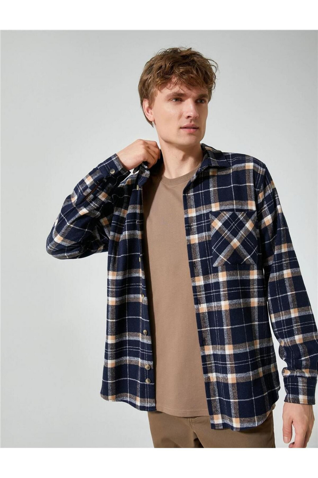 Koton Lumberjack Shirt Applique Pocket Detailed Classic Collar Long Sleeve