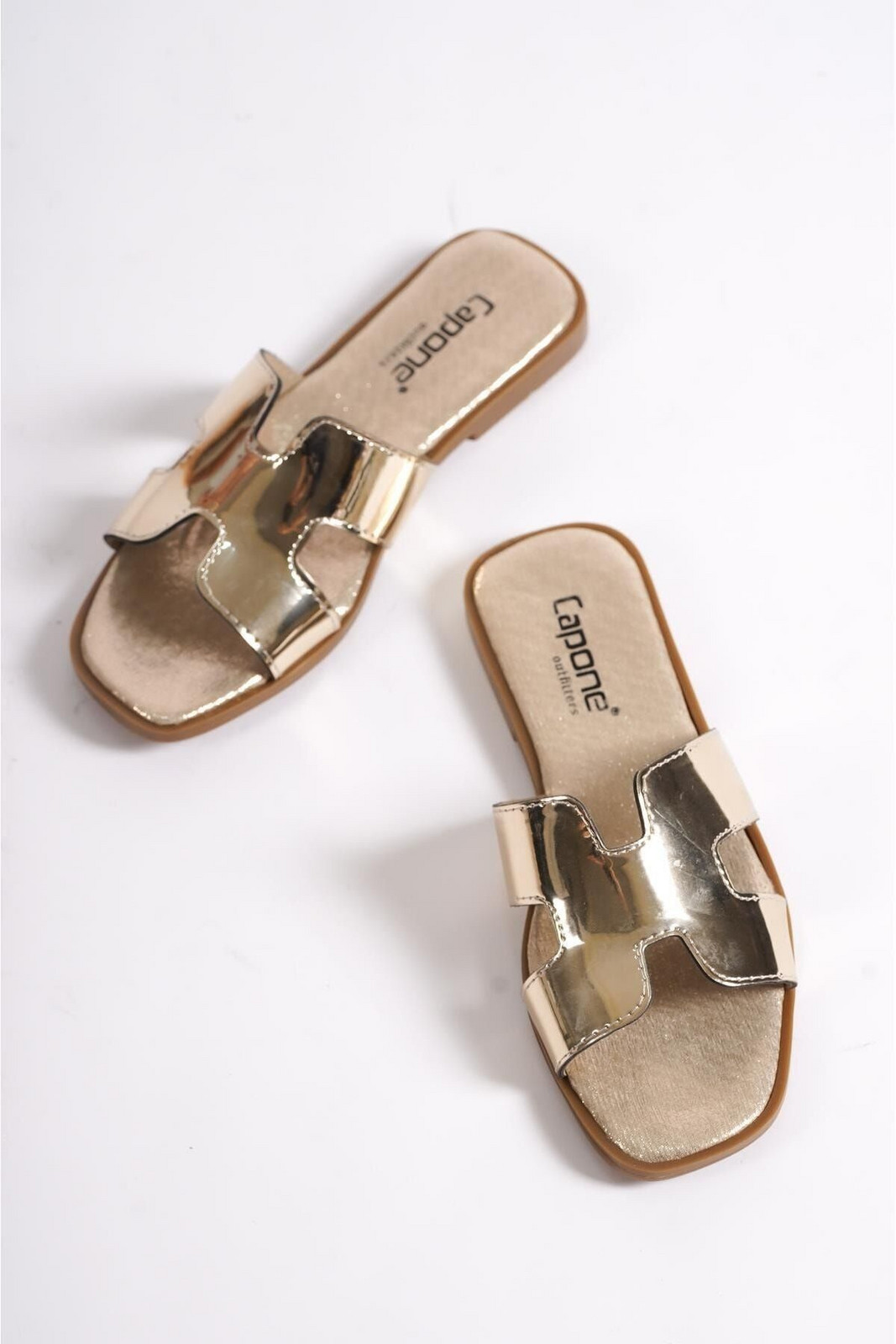 Capone Outfitters Capone Mirrored Halsey Gold Women's Slippers