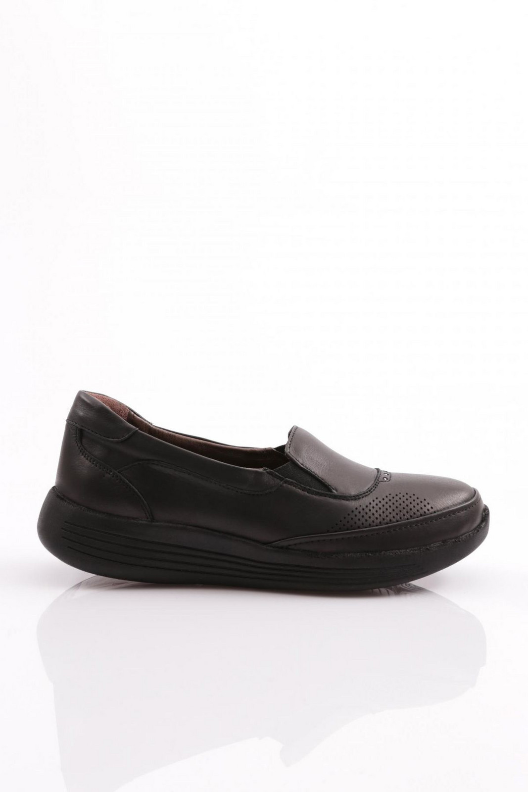 DGN 1040 Comfort Shoes