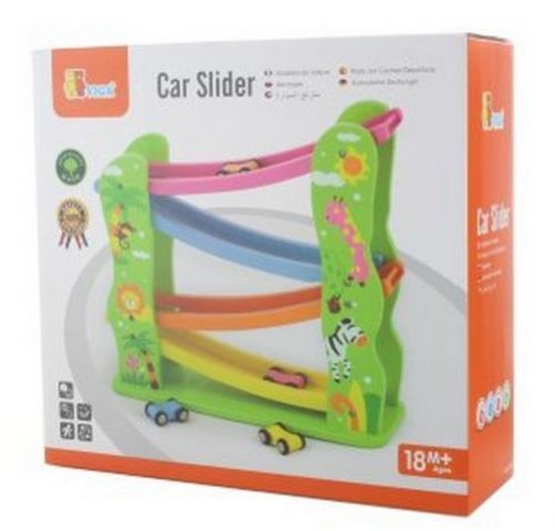 Dřevěná klouzačka s auty