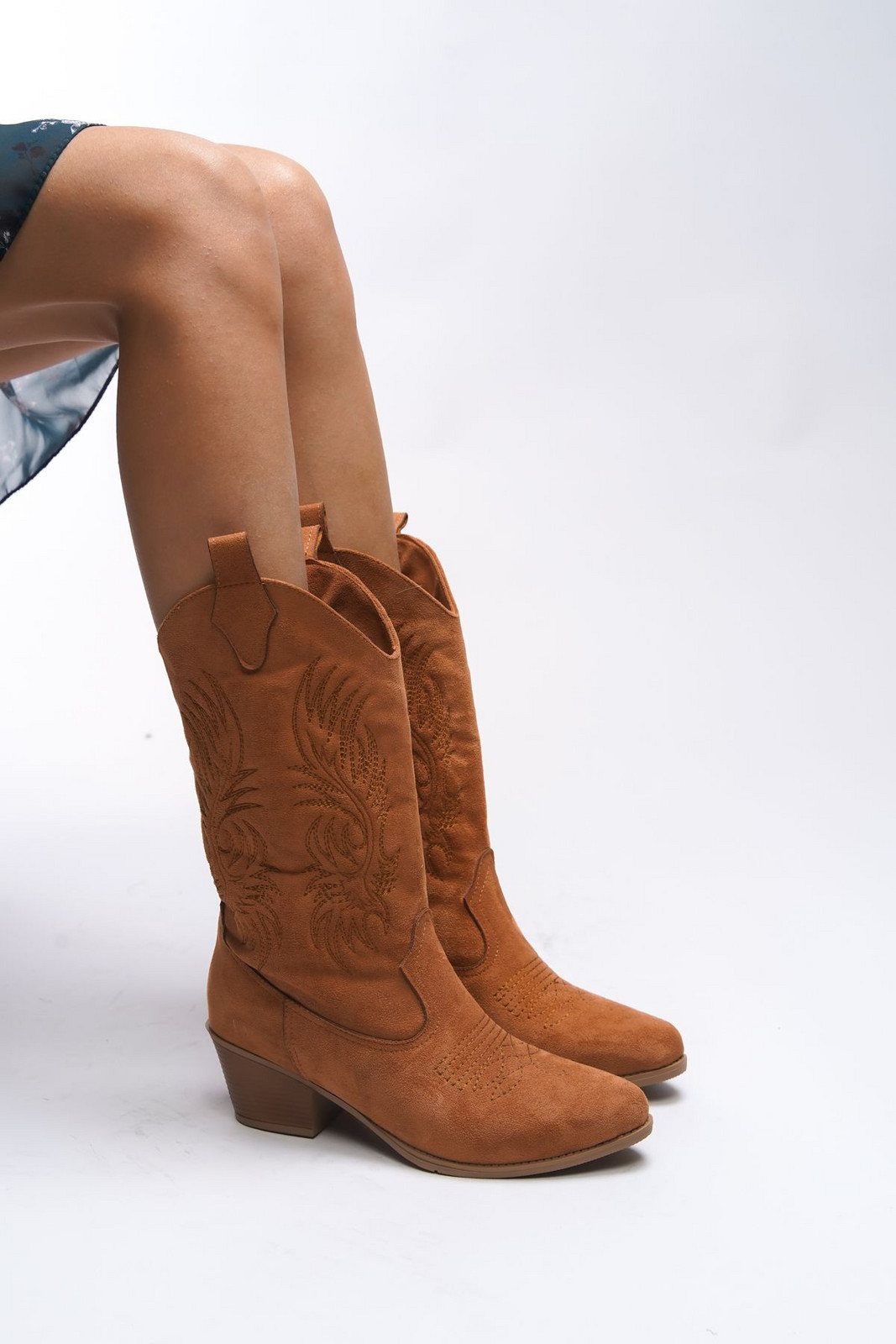 Riccon Ihiovana Women's Embroidered Western Boots 001288 Tan Suede