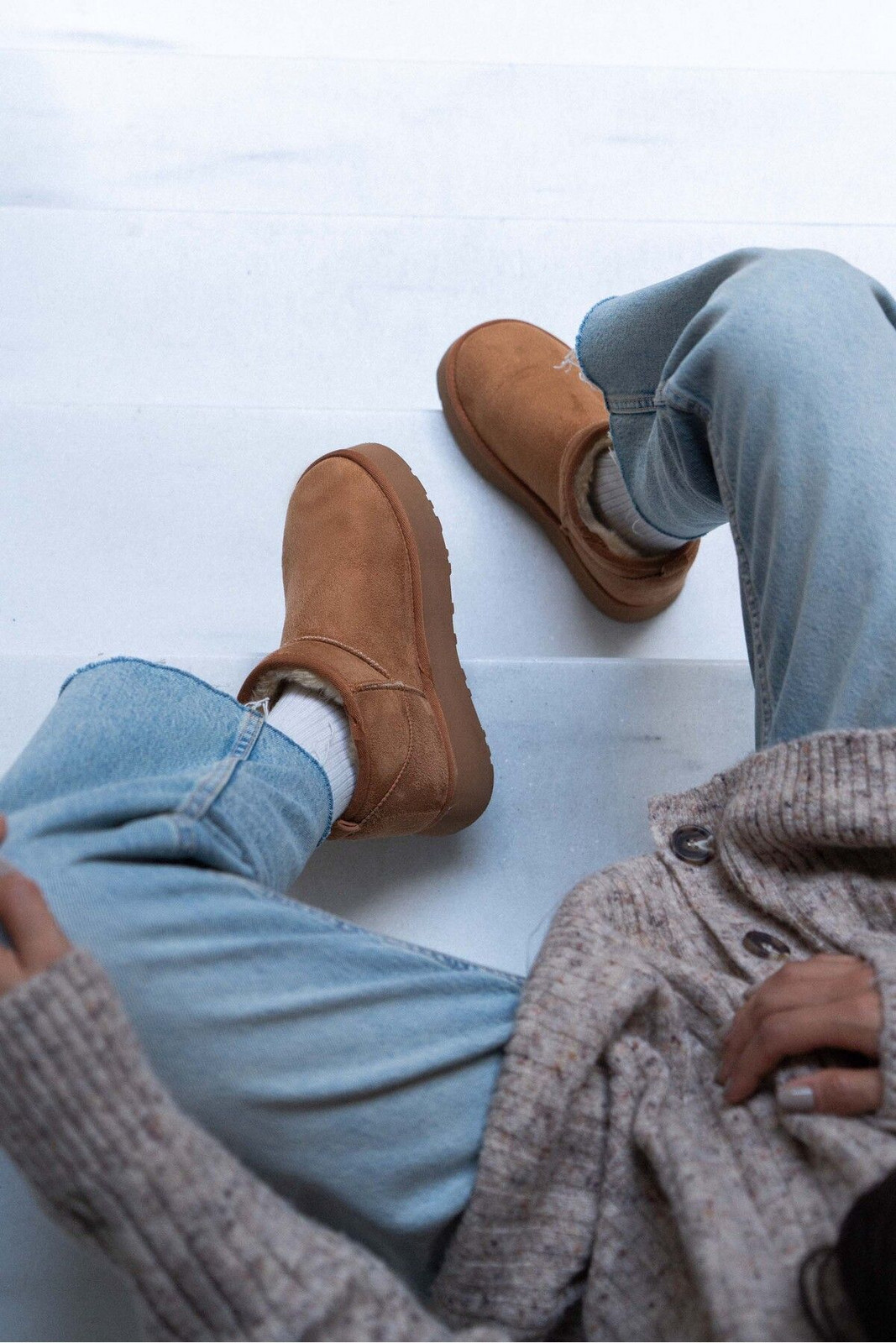 NİŞANTAŞI SHOES Mini Tan and Suede Women's Boots With Shearling Insole Thick Sole.