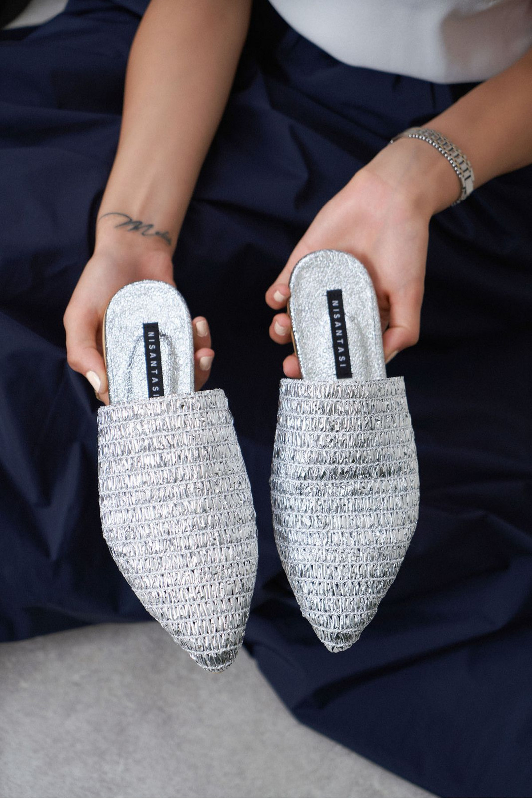 NİŞANTAŞI SHOES Moon Silver Metallic Knitted Detail Flat Sole Women's Slippers