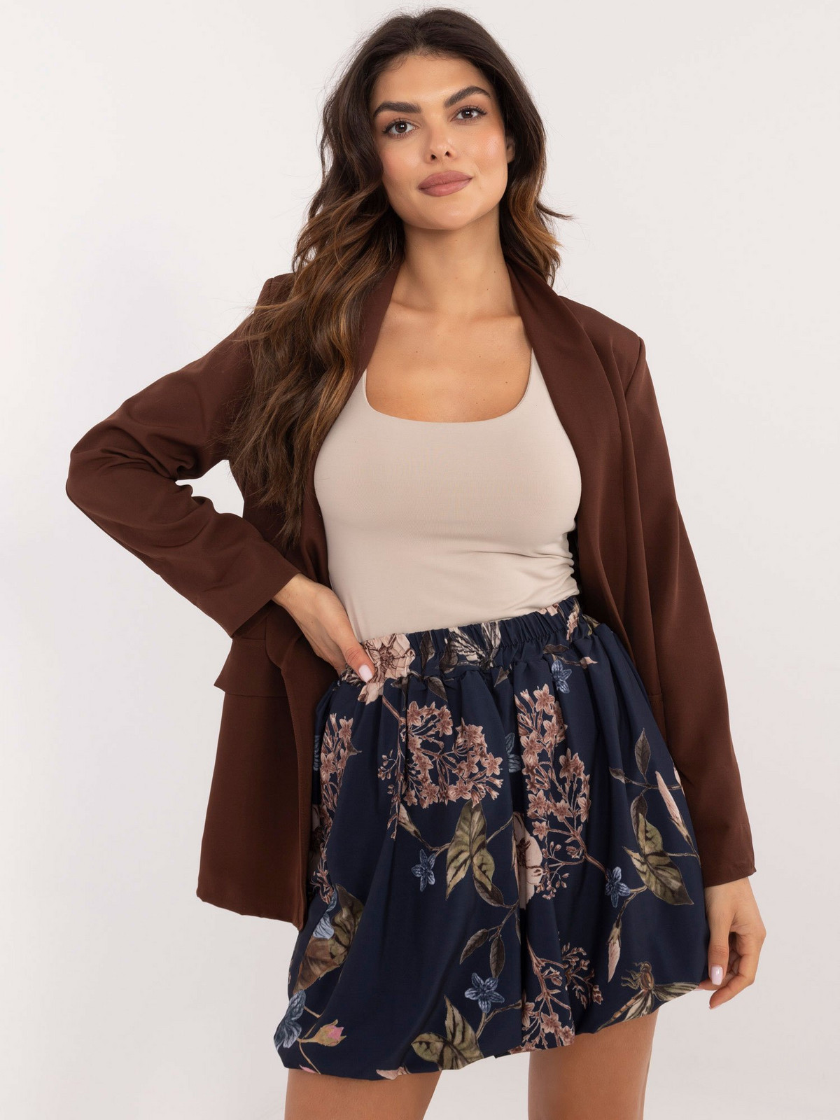 Tmavě modrá sukně s potiskem