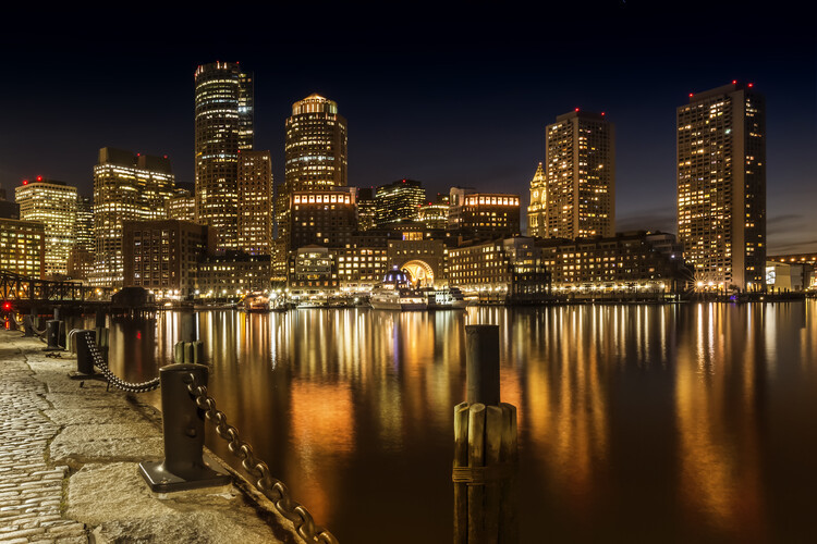 Melanie Viola Fotografie BOSTON Fan Pier Park & Skyline at night, Melanie Viola, 40 × 26.7 cm