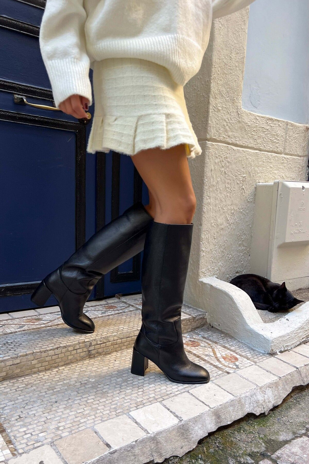 NİŞANTAŞI SHOES Katy Black Thick Heel Genuine Leather Women's Boots