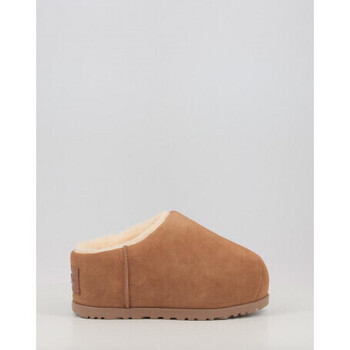 UGG  PUMPED SLIDE  ruznobarevne