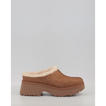 UGG  NEW HEIGHTS COZY CLOG  ruznobarevne