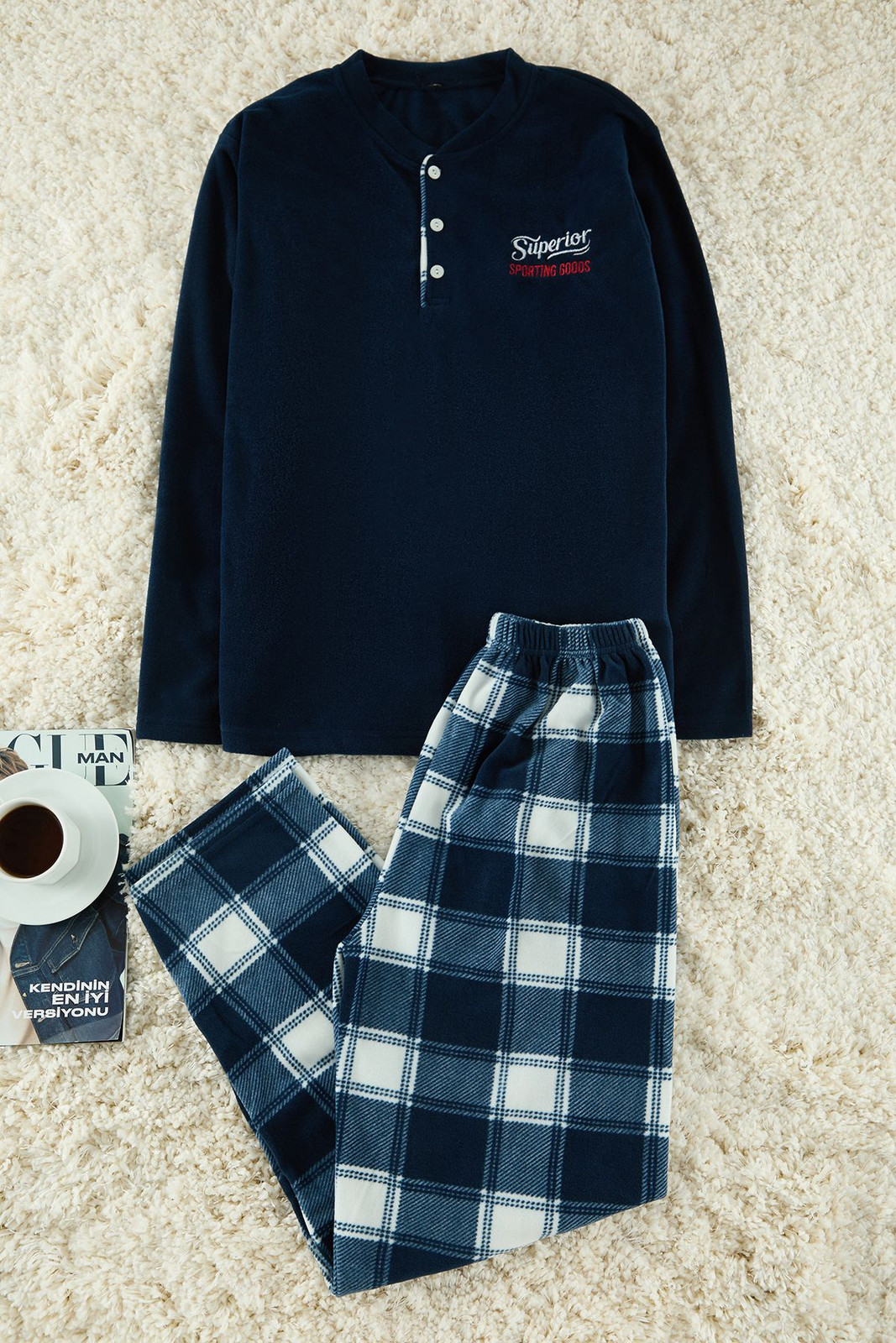 Trendyol Navy Blue Plaid Polar Soft Texture Knitted Pajama Set