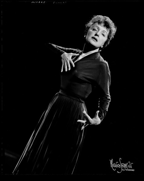 Seymour, Maurice Fotografie Edith Piaf  1955 on American tour, Seymour, Maurice, 30 × 40 cm