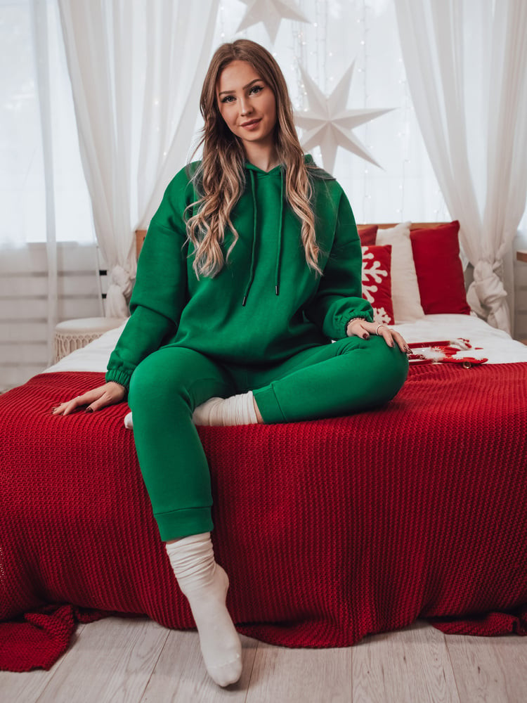 Komplet damski dresowy KSENIIA PREMIUM zielony Dstreet