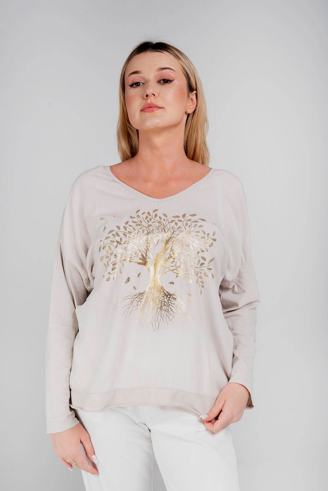 Beige blouse with a print with an admixture of linen