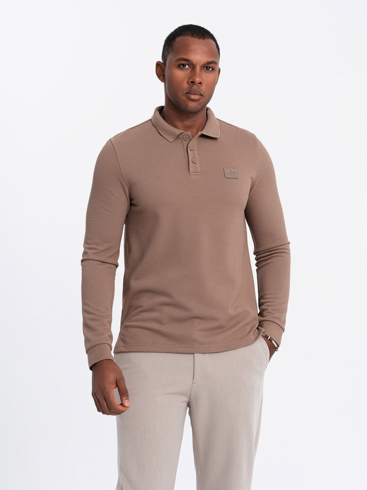 Ombre Men's structured polo longsleeve with patch - brown