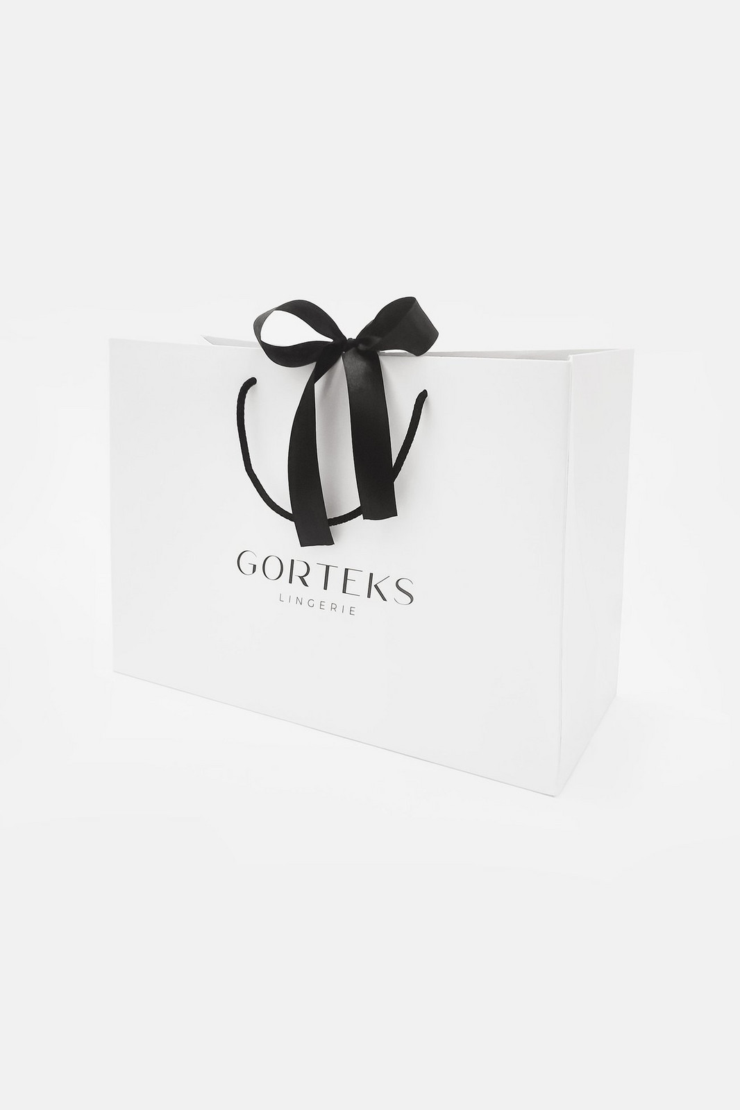 Gorteks Paper gift bag with ribbon