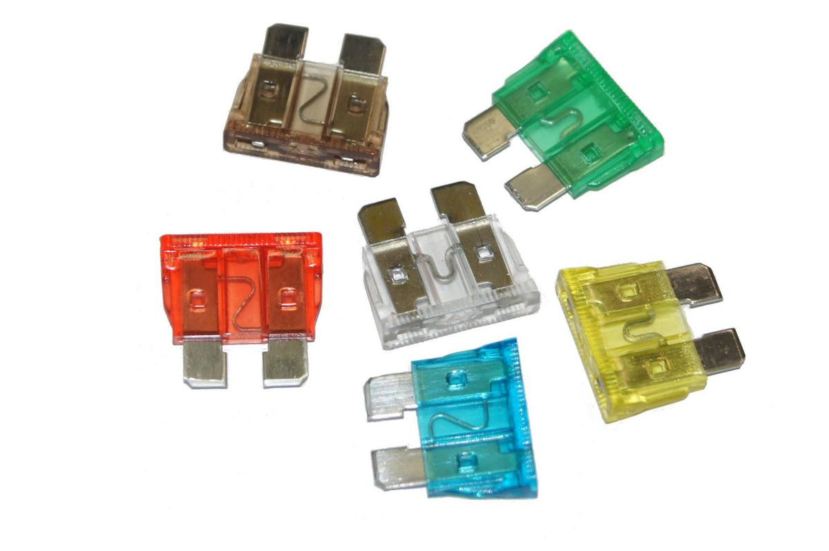 Diverse / Import Pojistka plochá/nožová STANDARD 15A