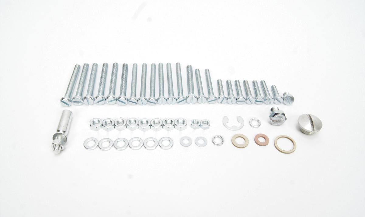 Diverse / Import Šrouby motoru -sada JAWA 50 - 550, 555