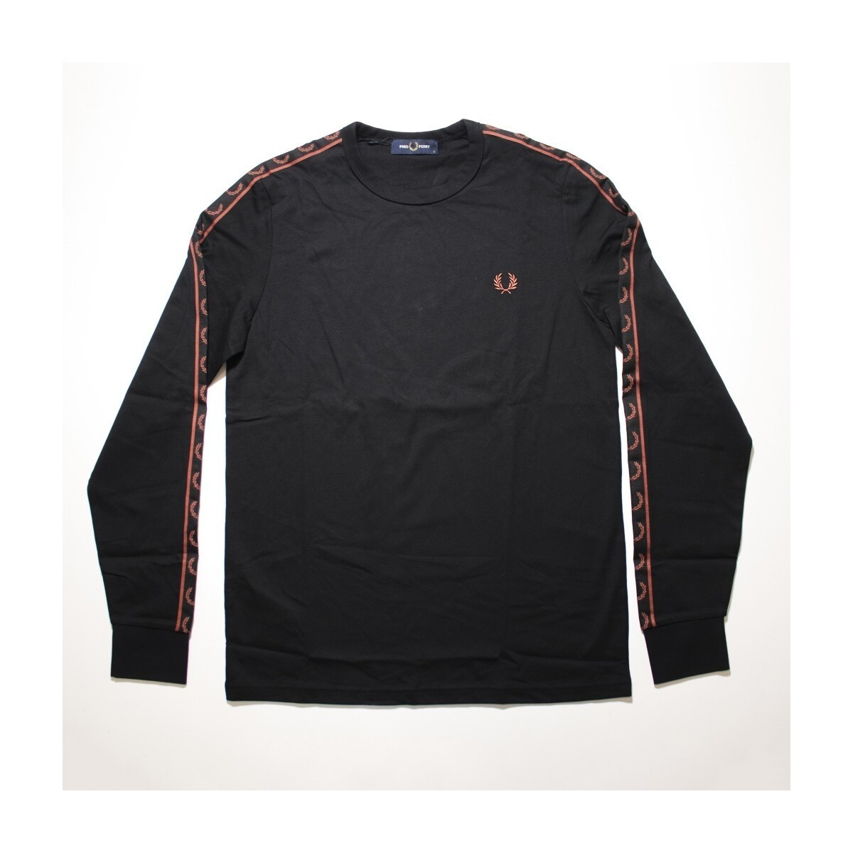 Fred Perry  TAPED LONG SLEEVE TEE  Černá