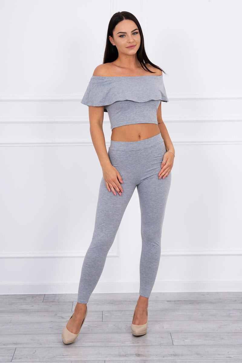 Set s volánkem v šedé barvě